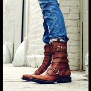 👢 EUC-Frye Veronica tanker mid calf boots